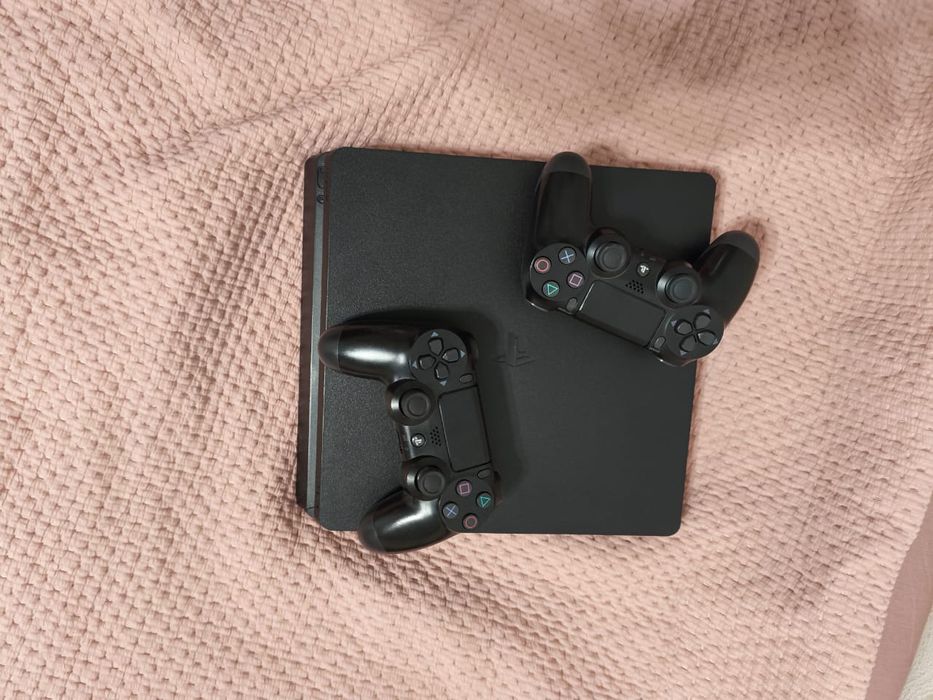 Ps4 срочно продам