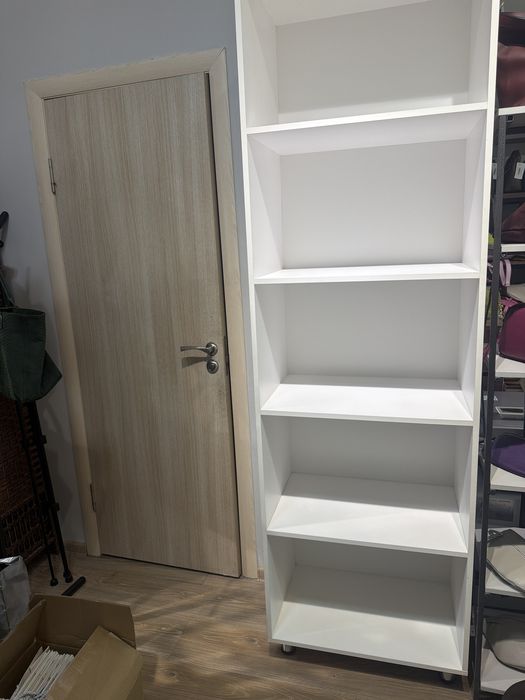 Продам стелажж в белом цвете
