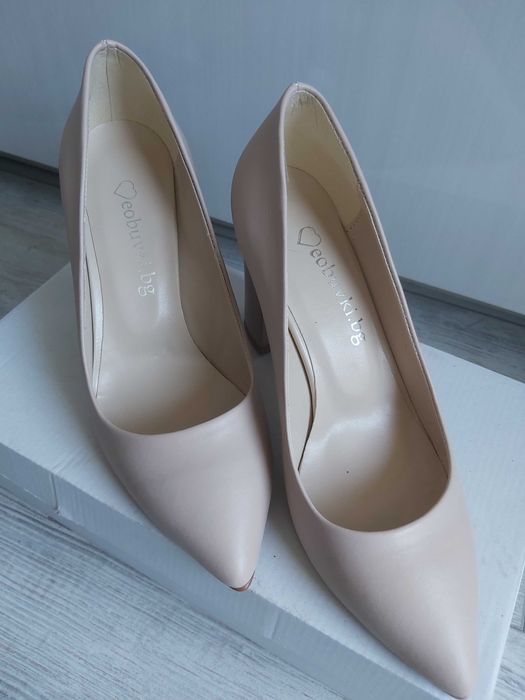 Нови дамски обувки на ток естествена кожа, 37 номер