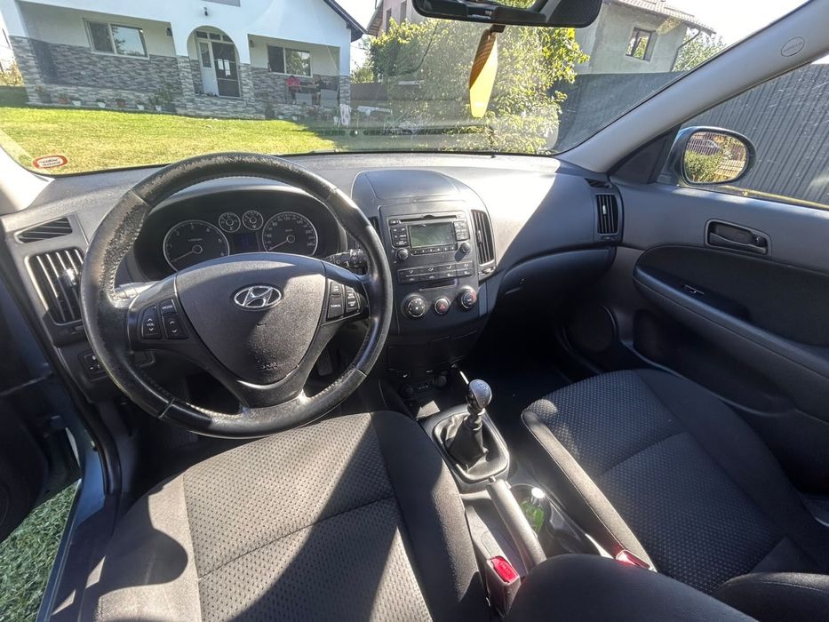 Hyundai i30 (2010) • 1.6 CRDI