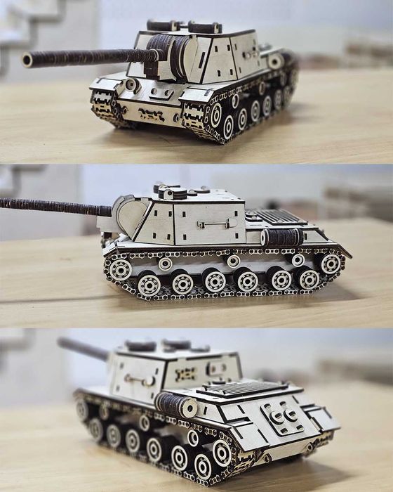 Танк ИСУ 152 из фанеры