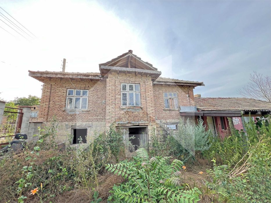 Продава се Къща в с. Белоградец, Област Варна - 90 кв.м за 245 €/кв.м - Снимка #2