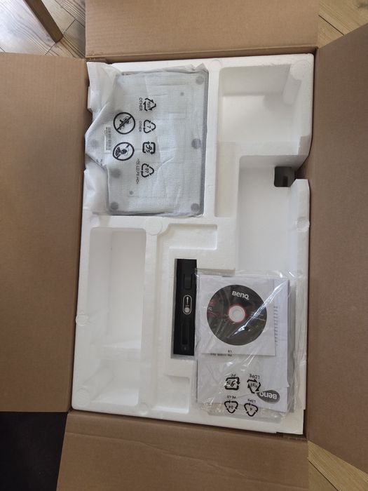 Монитор BenQ XL 24 инча