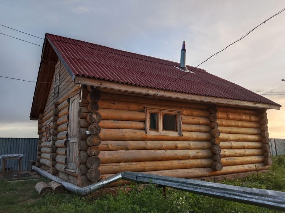 Продаётся большая баня из сруба дерева 6×5 м, 30м²