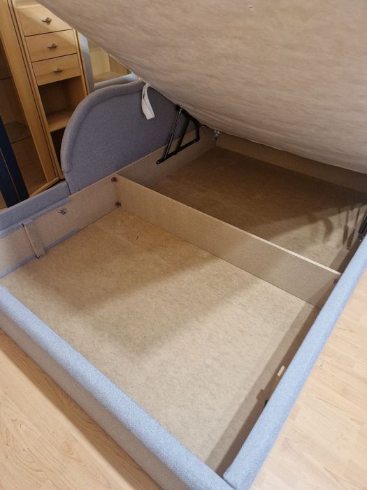 Чисто нова тапицирана спалня с чисто нов матрак Ted Cashmere 140/200