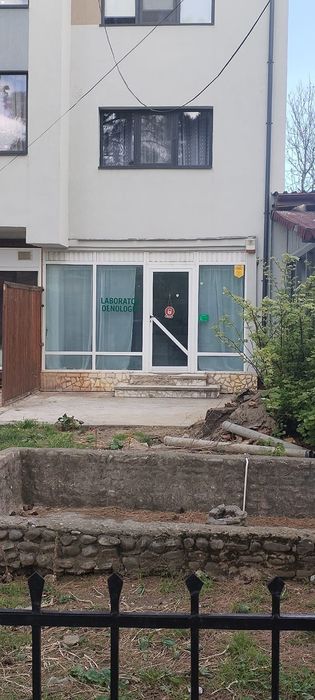 Se vinde apartament / spațiu comercial