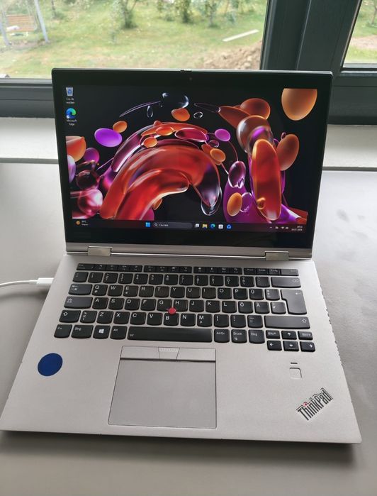 Vând laptop Lenovo yoga x1 gen 3 perfect funcțional
