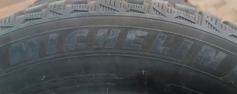 Продам шины MICHELIN