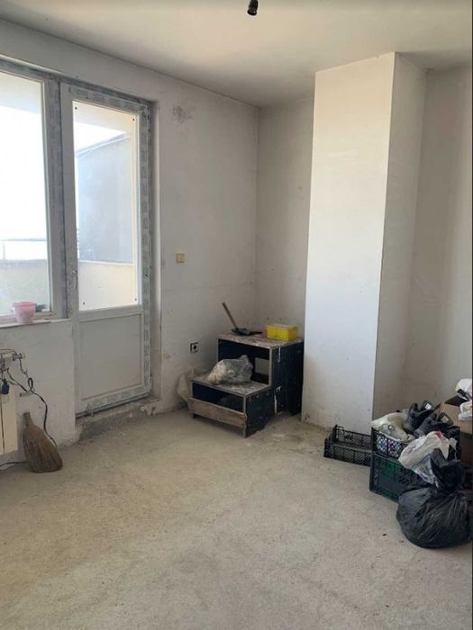 Продава се Едностаен апартамент в Пловдив, Център - 76 кв.м за 553 €/кв.м - Снимка #1