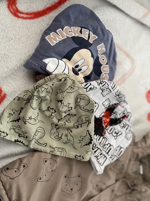 Ватирано яке H&M 6-9м.+шапки подарък