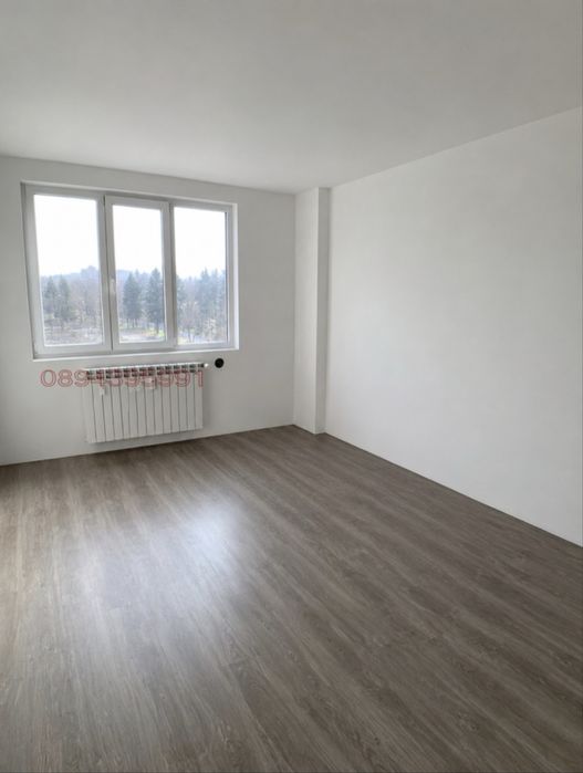 Продава 3-стаен 93кв Перник, Изток; 2 тераси, ТЕЦ, ет 4/8