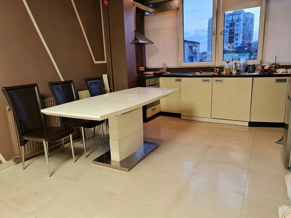 Дава се под наем Двустаен апартамент в София, Център - 65 кв.м за 525 € - Снимка #1