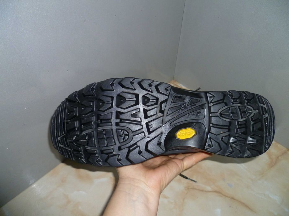 LOWA Gore-tex №46