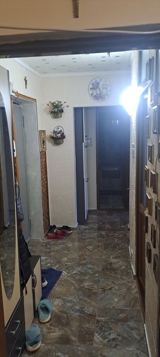 Vând apartament  Tomești