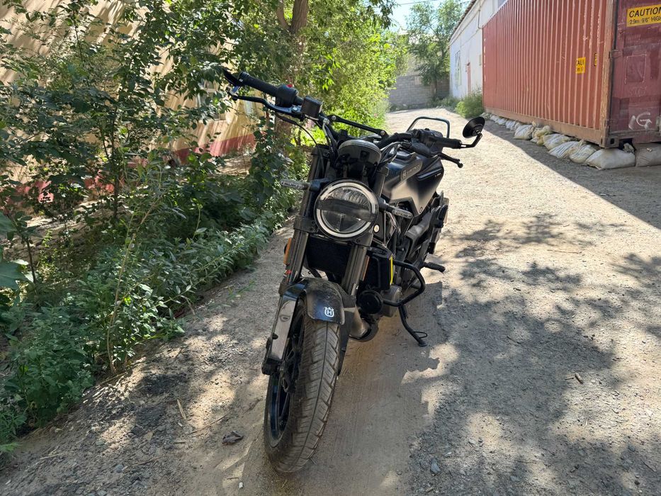 Новый без пробега Husqvarna Svartpilen 250(Швеция)2023 г.