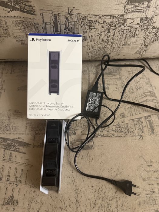 Продам зарядку для Джойстиков Sony PlayStation 5 PS5