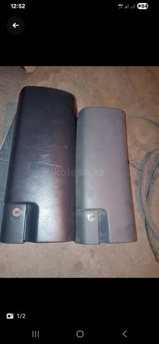 Mers.210 бардачок панель.