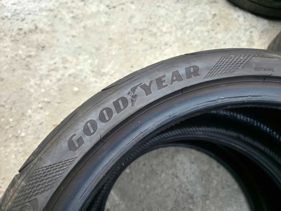 2 Anvelope de VARA - 225/40/18 92Y XL - GoodYear Eagle F1 Super Sport - CA NOI - DOT 2025 !