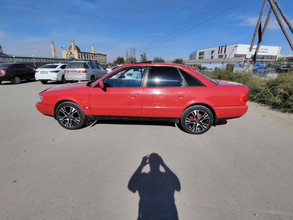 Audi 100 в хорошем состоянии