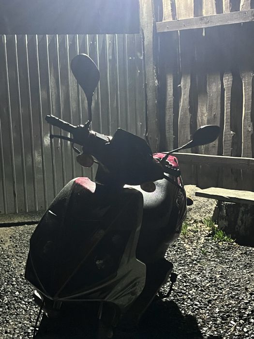 продам скутер Kansas sonik b10