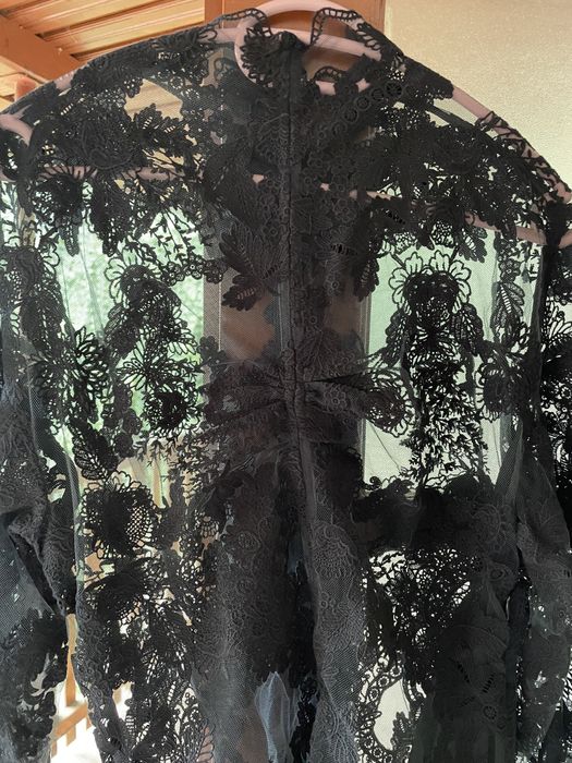 Rochie H&M de dantela, noua cu eticheta