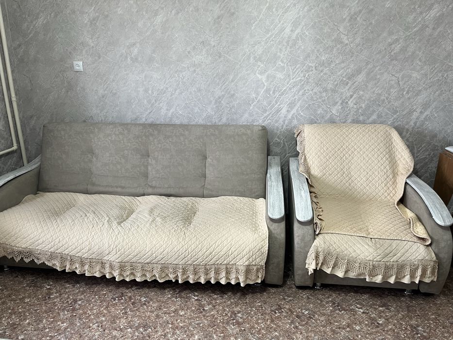 Продам диван с креслом