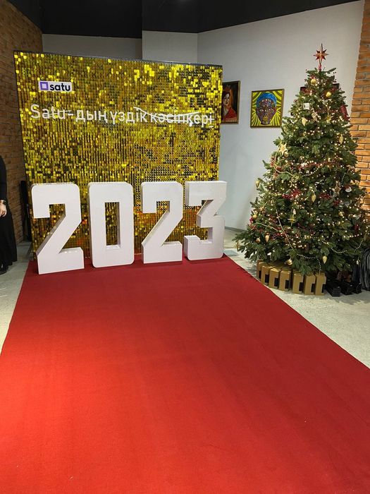 Оформление шарами, цветами, баннеры, каркасы