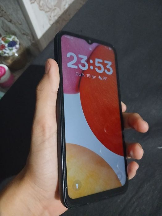Samsung Galaxy A14 6/128 GB ideall ishlidi karobka bor