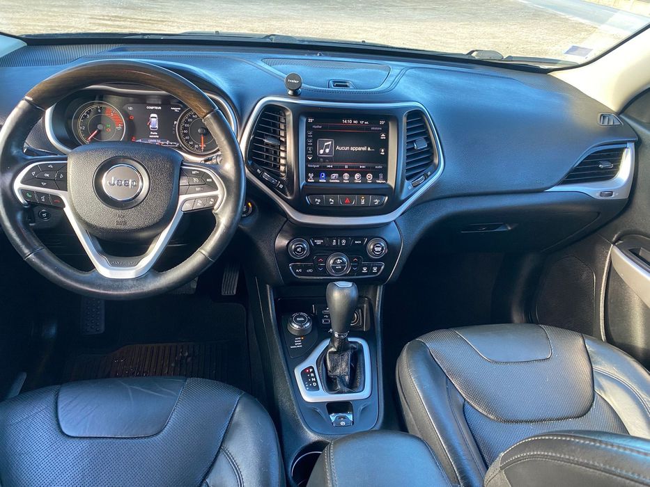 Jeep Cherokee Overland 4x4 automat 128000km full full