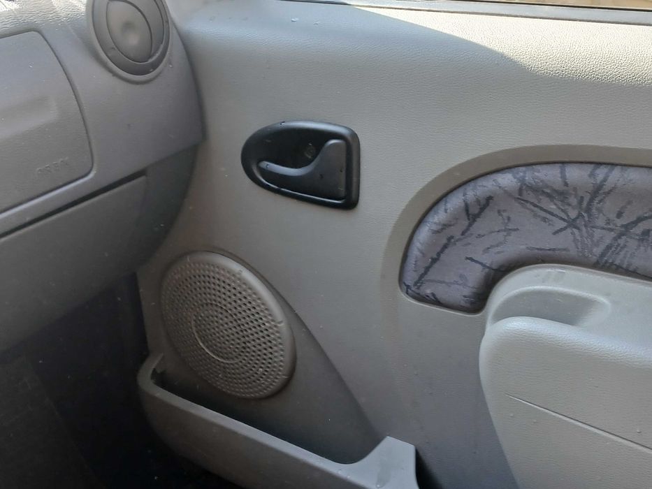 DACIA Logan 2005 — imagine 5