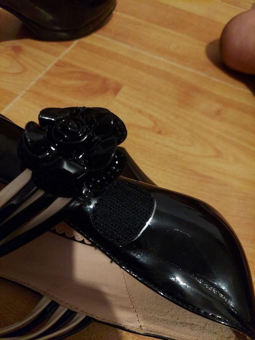 Vând Pantofi cu Toc NOI