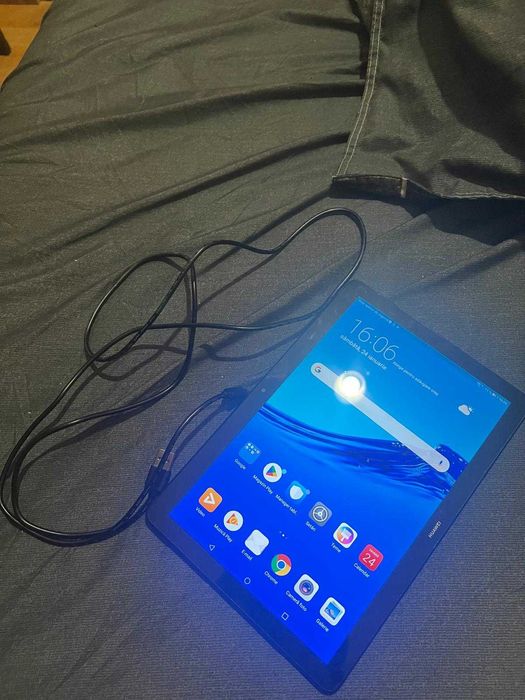 Vand tableta HUAWEI MediaPad T5 si Stylus Pen Zoopie