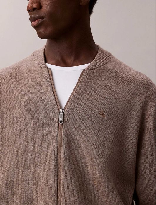 Cвитер с замком Calvin Klein