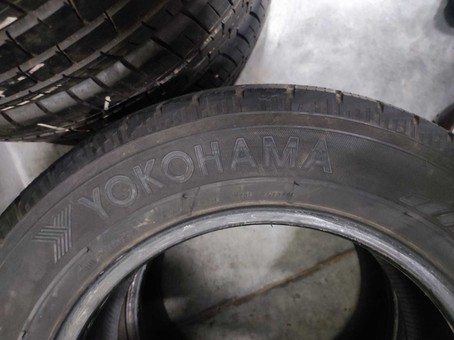 2бр.зимни гуми 215/65/16C Yokahama