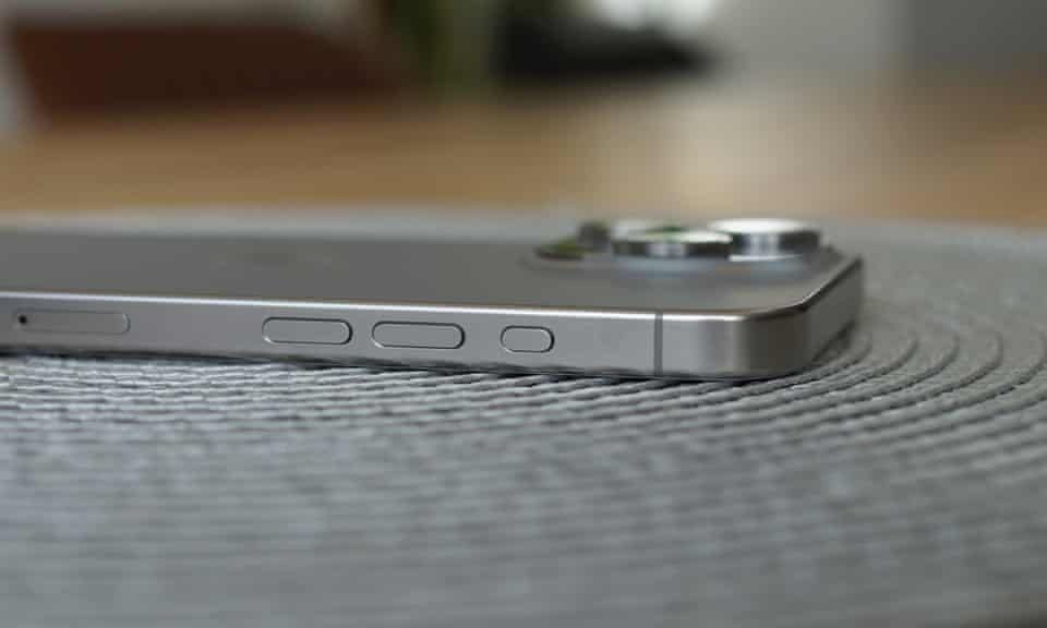iPhone 15 Pro Max 512gb / Natural Titanium / + Чехол / Айфон про макс