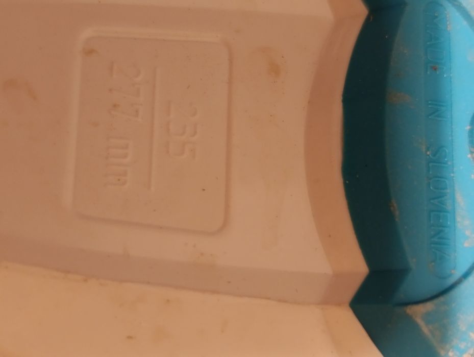 Clăpari mărimea 37,5-38      277 mm