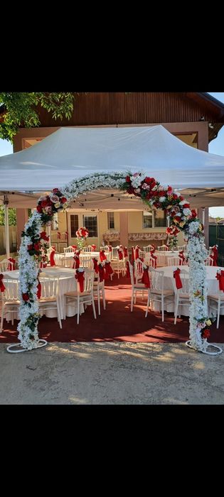 Inchiriem corturi, mese, scaune, pt evenimente, vitrine frigorifice