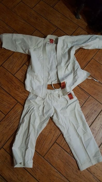 Kimono karate judo
