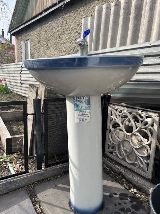 Продам унитаз и раковину Б/У