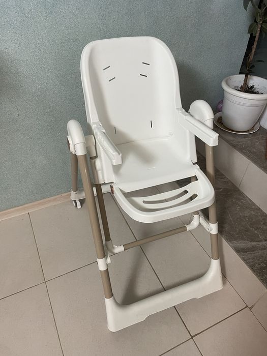 Продам стульчик-шезлонг