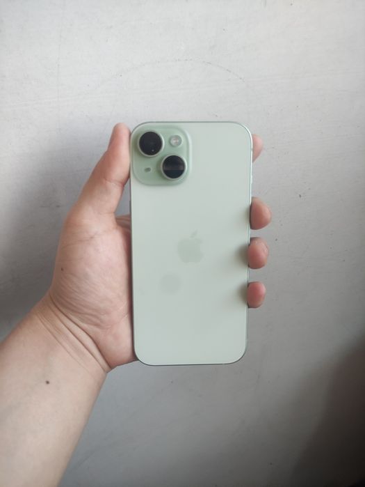 iPhone 15 128 память