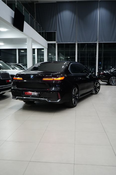 BMW I7 xDrive60i 2024