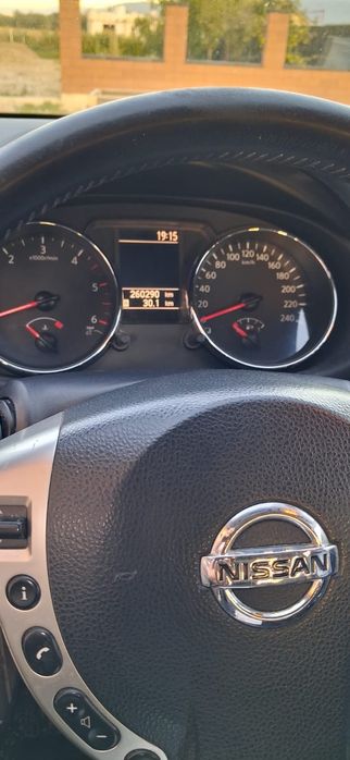 Vând Nissan Qashqai+2 an 2012