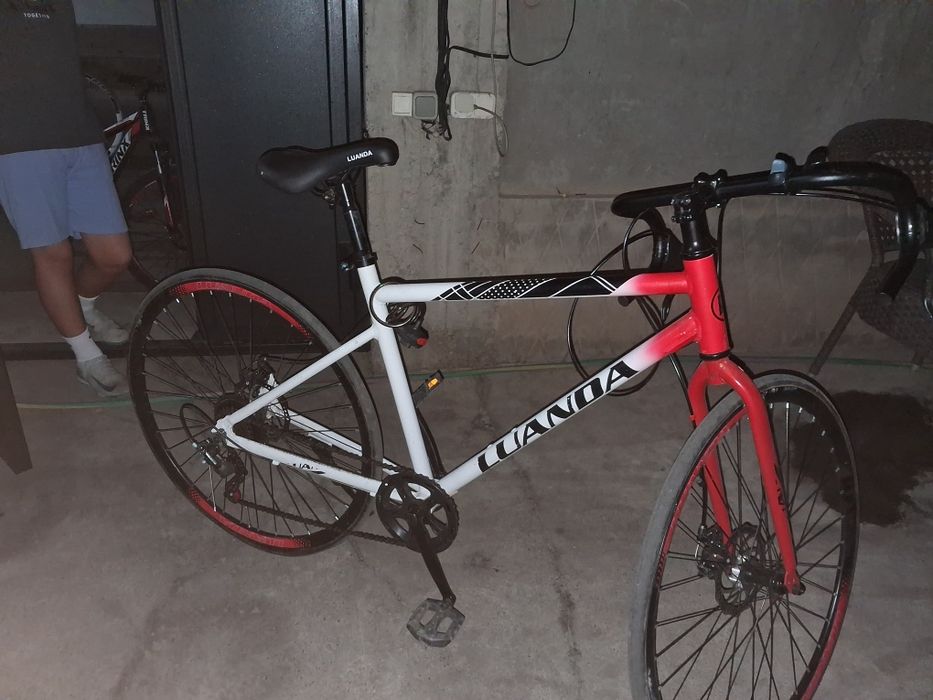 Продам велик luanda шоссейник тонкие колеса для вело спорта
