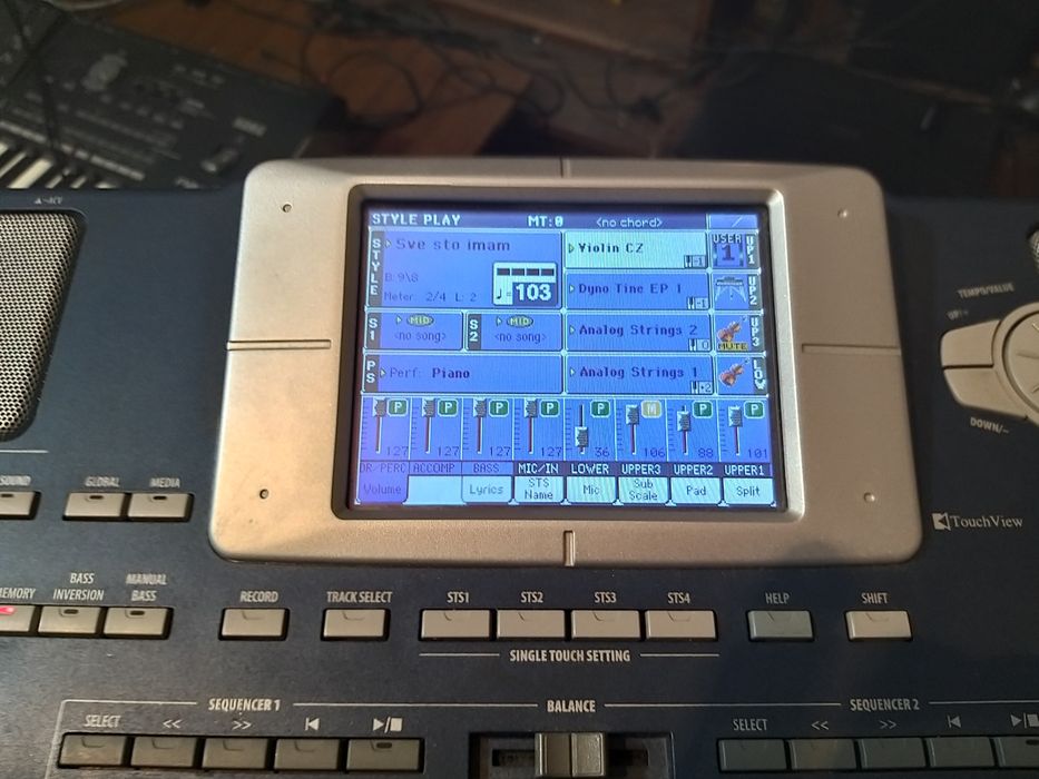 Korg pa800 64mb!