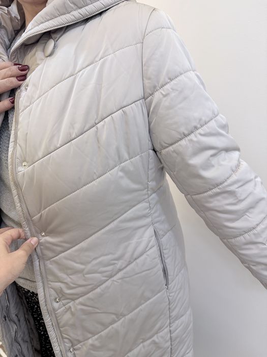 Стеганная удленннная куртка