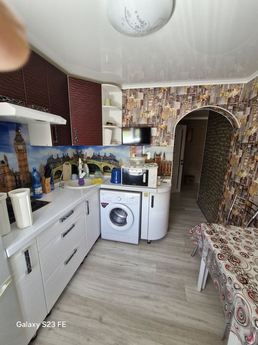 Продаётся 2-ком квартира по ул Абай-12 .2-этаж.