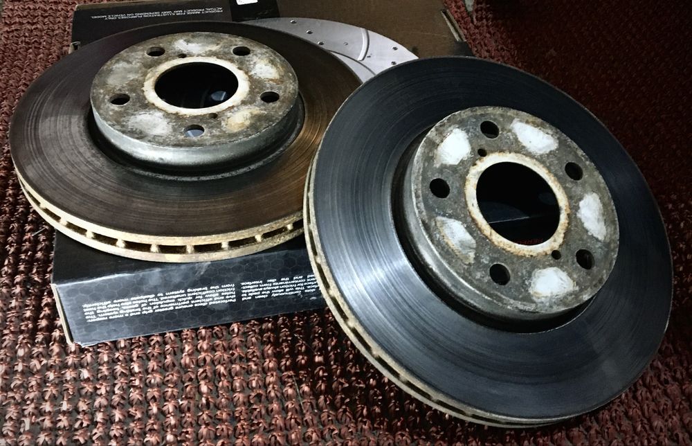 Передние тормозные суппорта + диски Soarer Z30