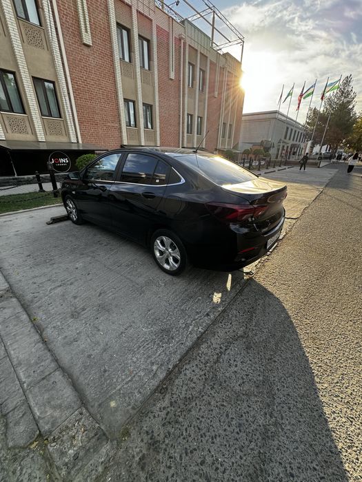 Chevrolet Onix Turbo Premier