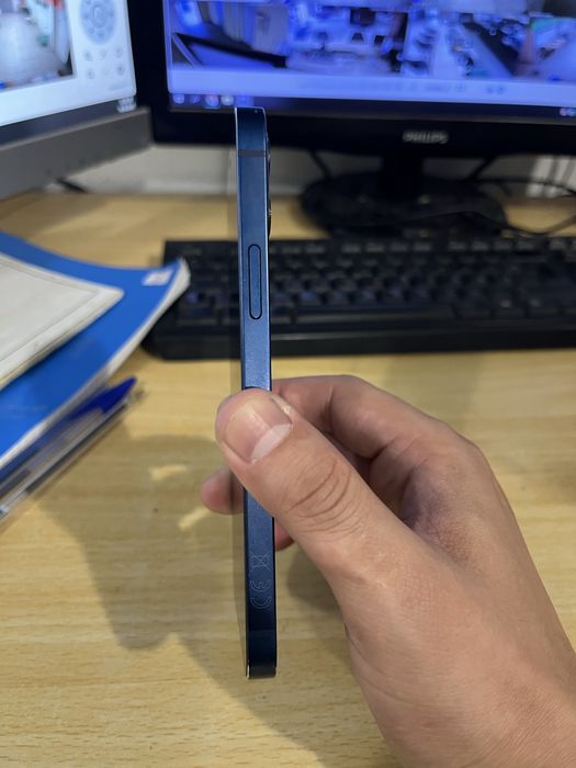 Айфон 12 на 64 гб